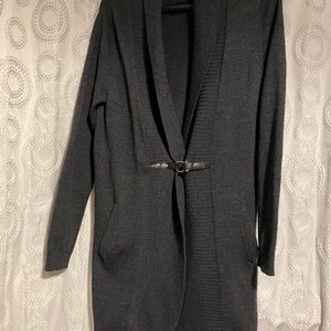 Ellen Tracy merino wool sweater with cool closer